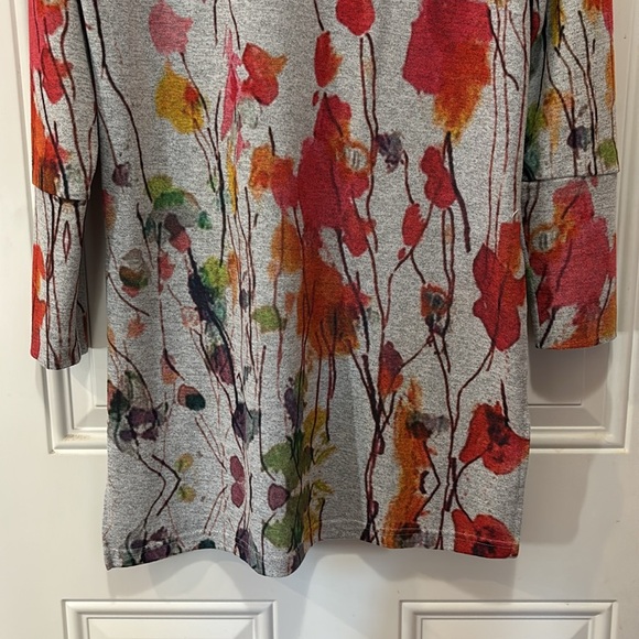 Soft Surroundings Watercolor Poppy Fields Long Sleeve Tunic Top Size XS - Picture 9 of 13